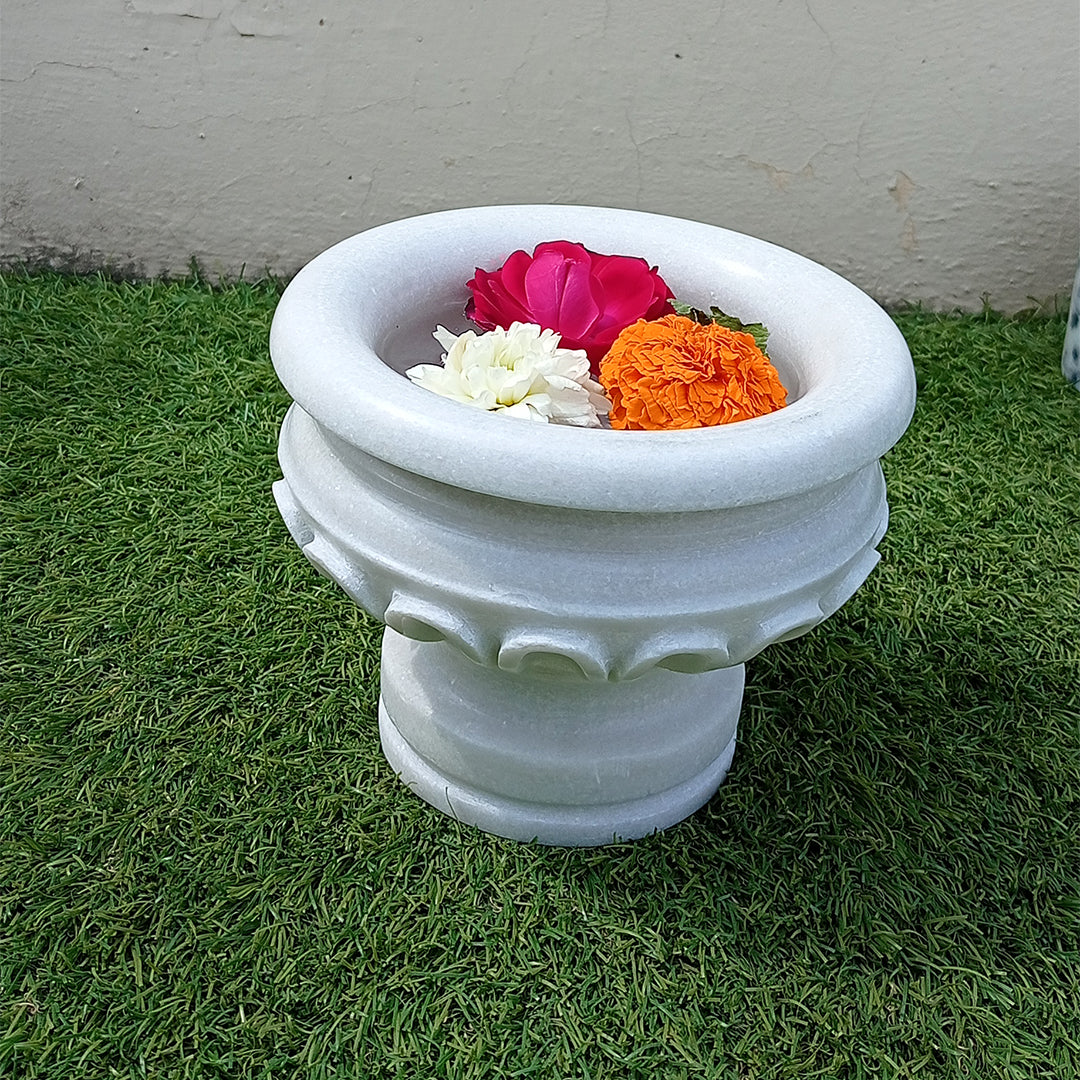 "Introducing Elegance in Every Curve: The Marble Round Planter Collection"