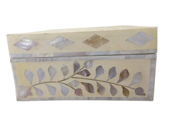 Customized Handmade Mother of Pearl Floral Pattern Jewelry Box