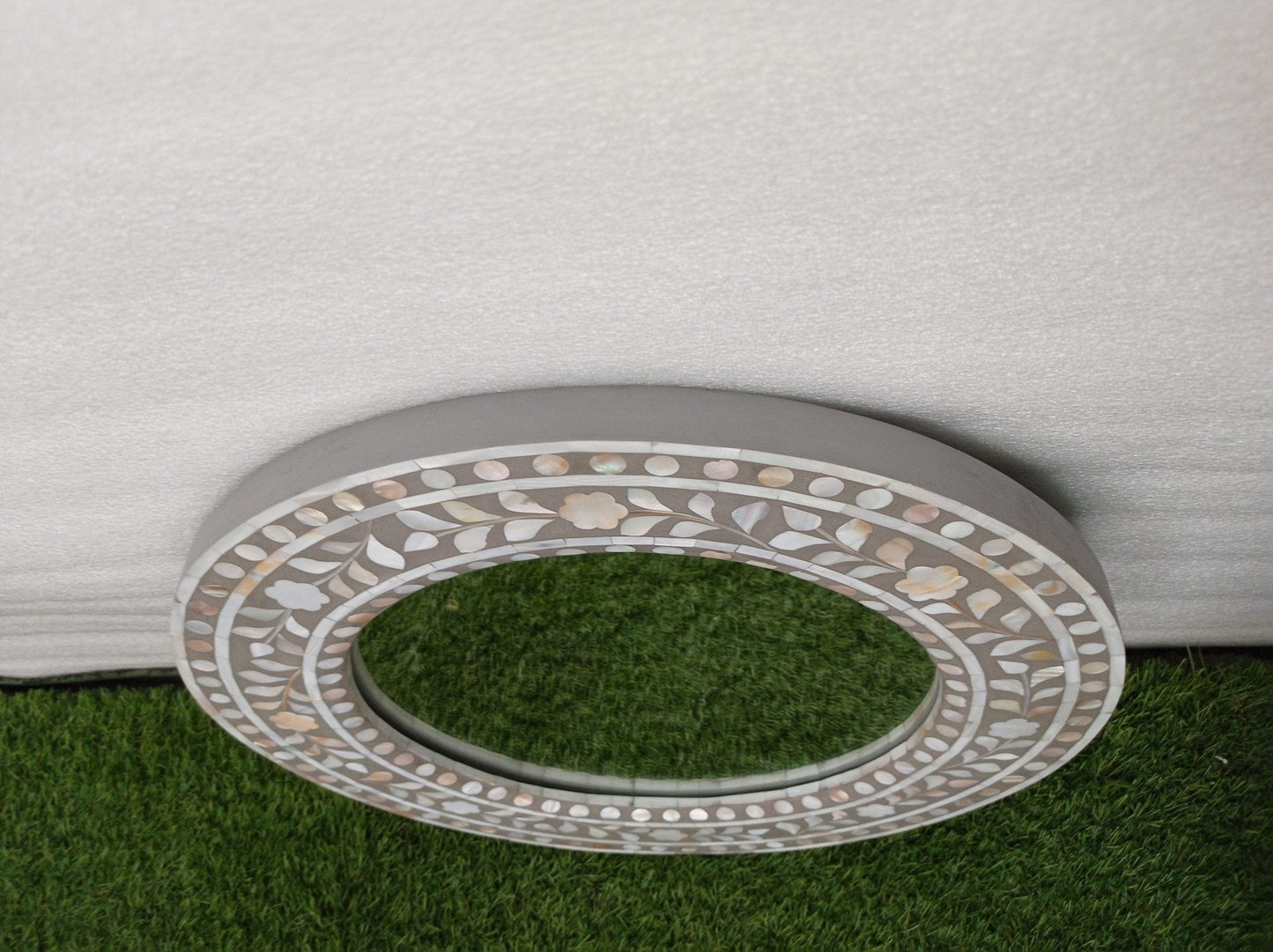 Handmade Customized Mother of Pearl Round Mirror Frame