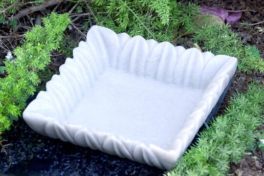 Festive Decor Decorative Marble Bowl Plate Hand Carved Household Multi-Utility Flower Shape Decorative Bowl